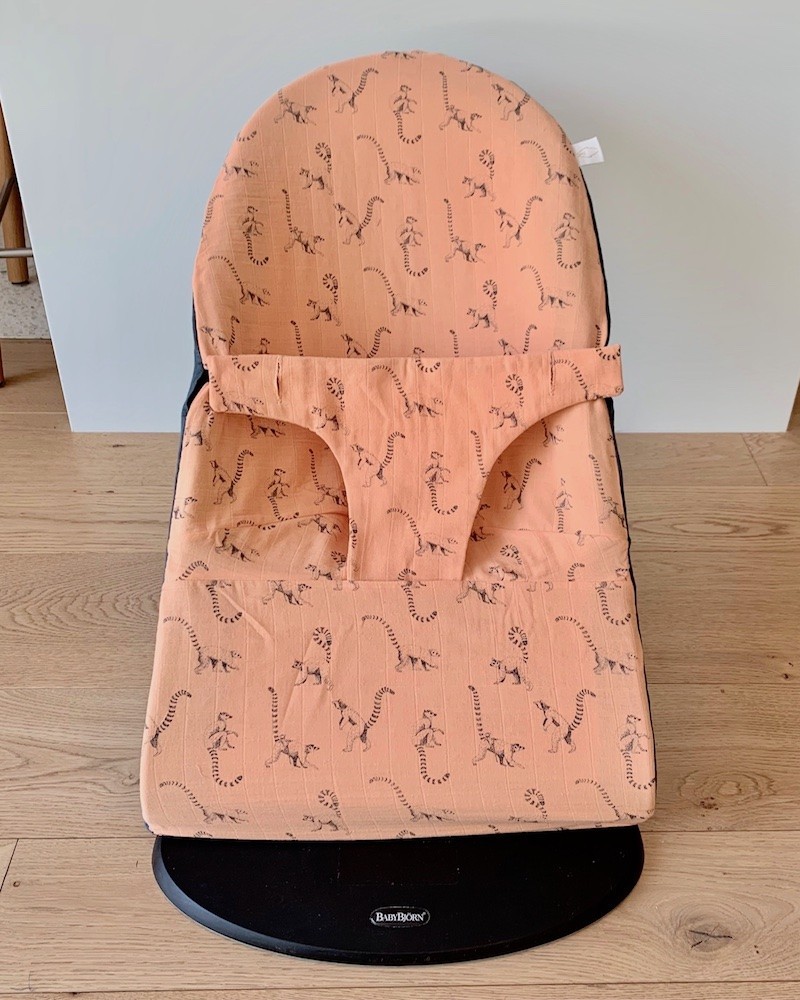 Baby Bouncer Cover with Lemur Peach and Storm pattern